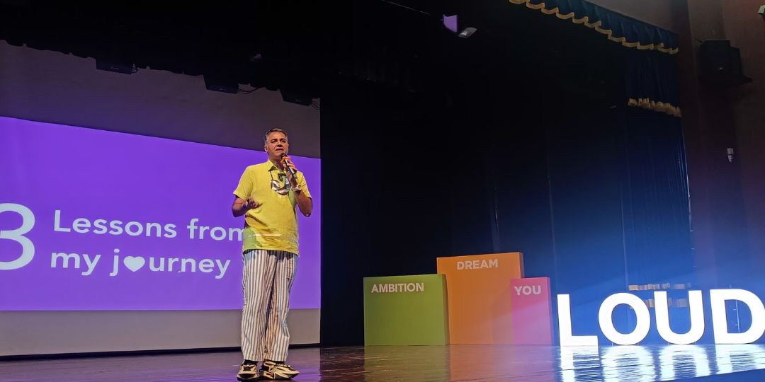 Parmesh Shahani speaking at LOUD 2024 at SIBM Pune.